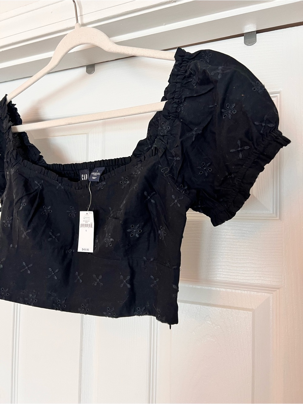 GAP Black Eyelet Puff Sleeve Crop Top